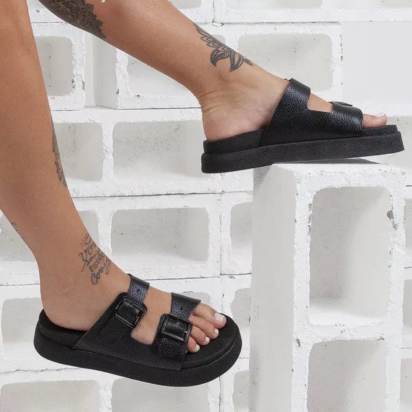 sandalia-papete-em-couro-legitimo-preto-02
