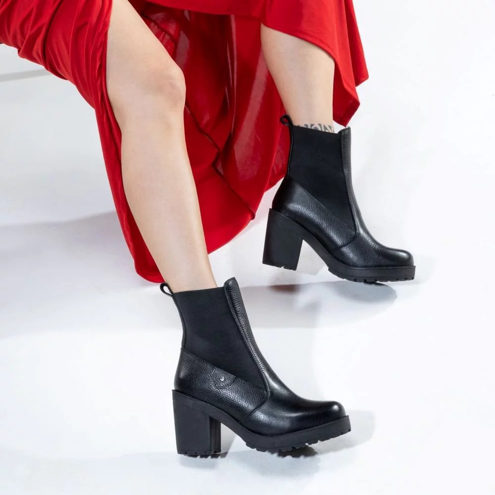 bota-coturno-feminino-luna-salto-alto-com-elastico-preto-04-ezgif.com-webp-to-jpg-converter